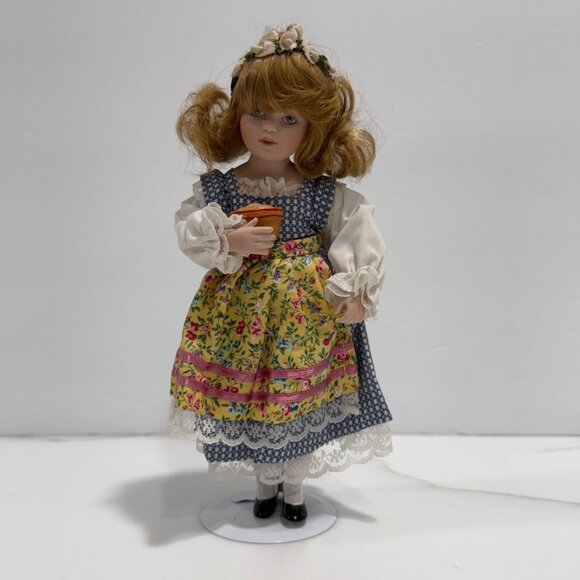 Danbury Mint Goldilocks Porcelain Doll Storybook Collection Bowl Stand Box 8.5" - Picture 6 of 15
